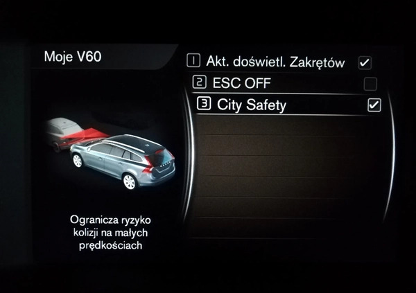 Volvo V60 Cross Country cena 61700 przebieg: 230000, rok produkcji 2018 z Opoczno małe 704